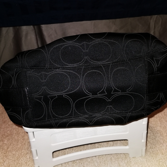 Purse - Picture 7 of 8